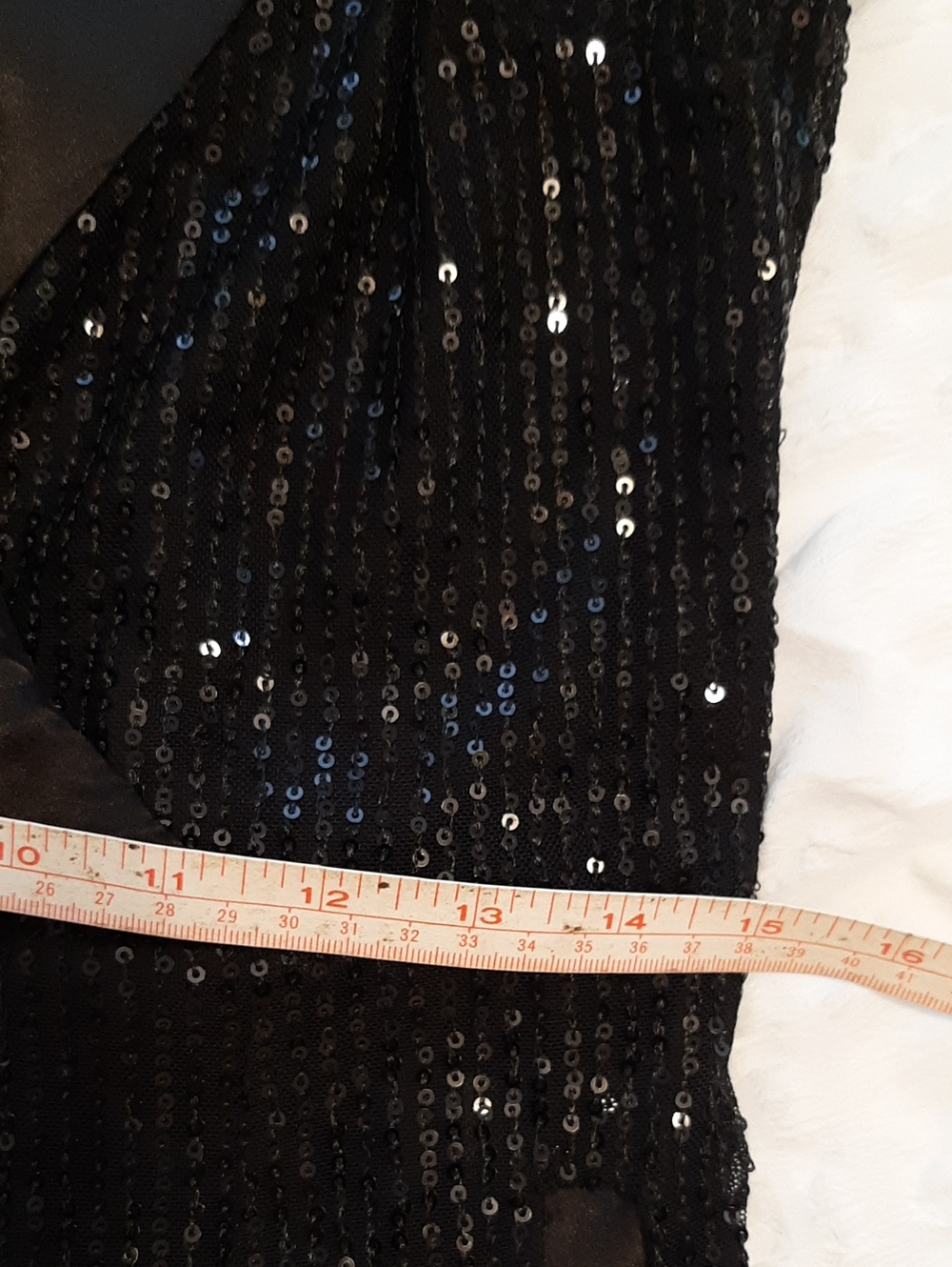 Sequined Jumpsuit With Satin Lapels & Trim. Slight Puffed Sleeve. Sz LG. - Picture 8 of 11